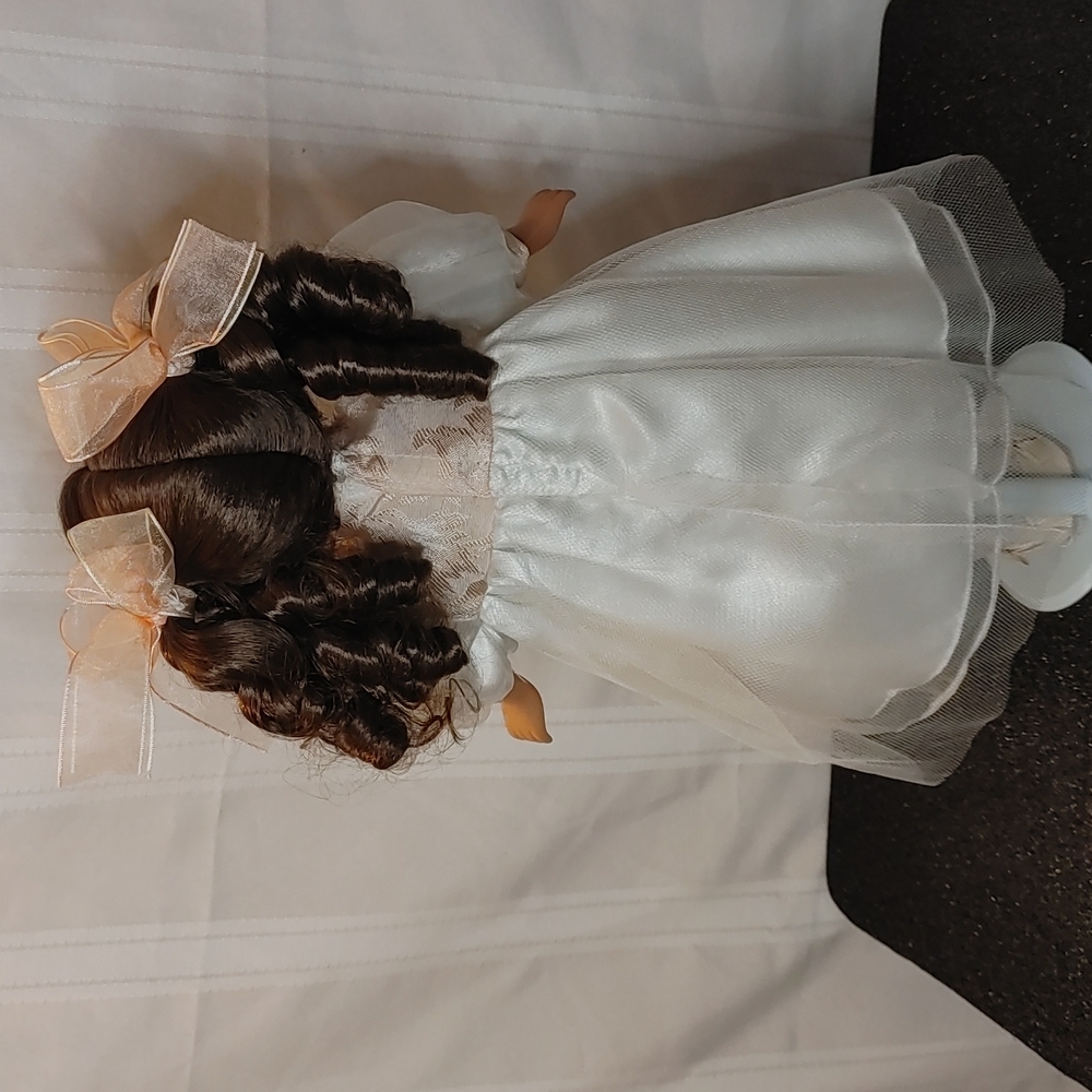 Dan Dee Collector's Choice Porcelain Doll - Picture 2 of 7